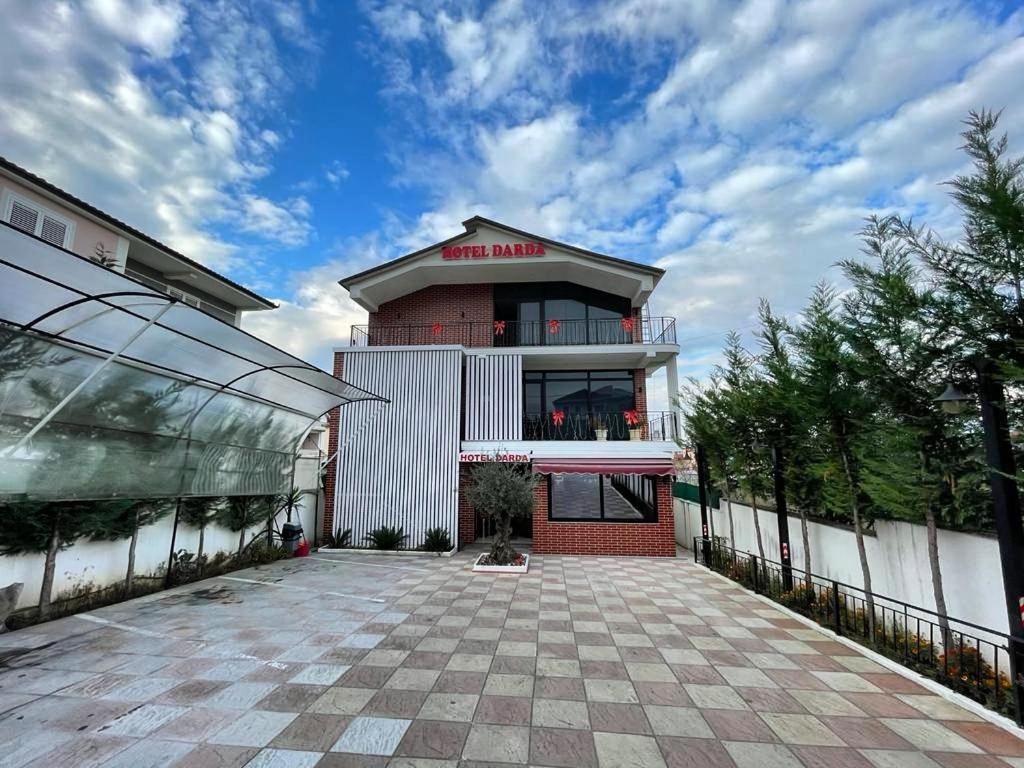 Hotel Darda Kamez Exterior photo